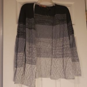 Comfy lightweight stylish cartigan